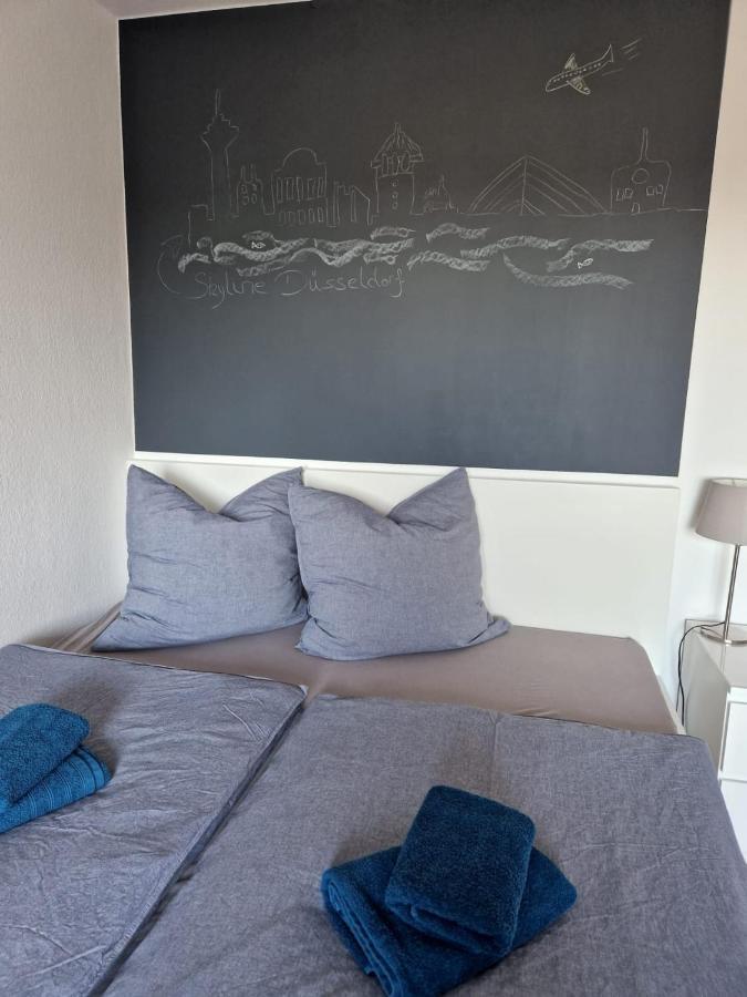 Well Located Flat With Balcony Apartment Dusseldorf Ngoại thất bức ảnh