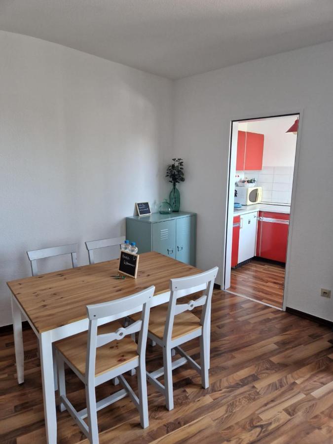 Well Located Flat With Balcony Apartment Dusseldorf Ngoại thất bức ảnh